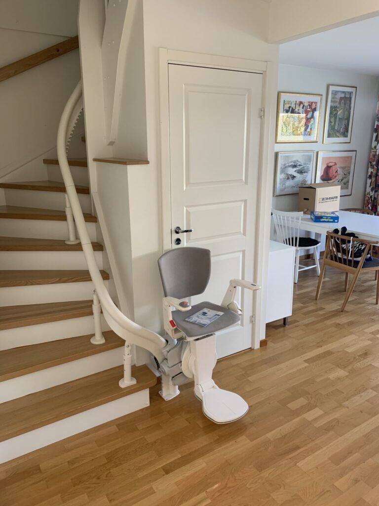 Stoltrapphiss för inomhusbruk